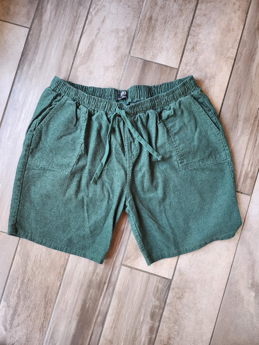 Super Massive Brand Men's Green Corduroy Drawstring Elastic Waist  Casual Shorts